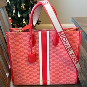 Michael Kors Tote